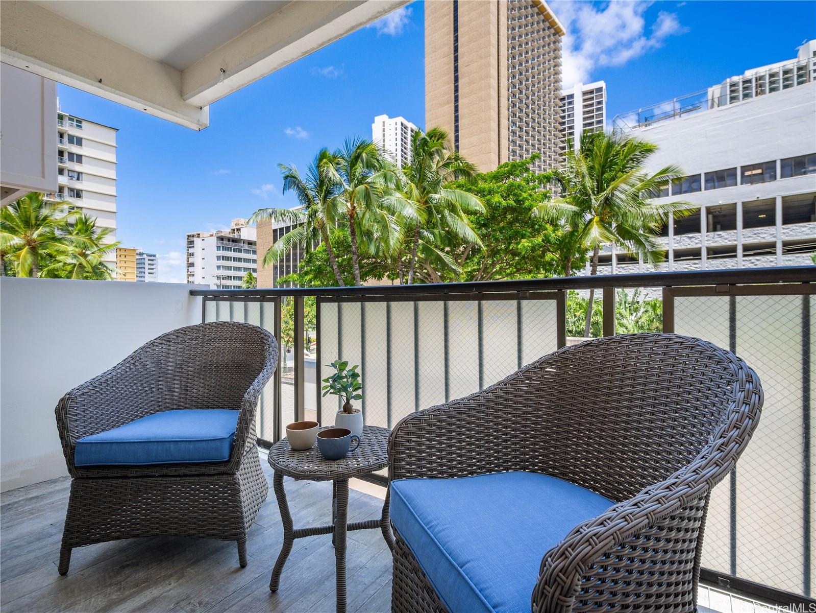 2465 Kuhio At Waikiki condo # 410, Honolulu, Hawaii - photo 11 of 21