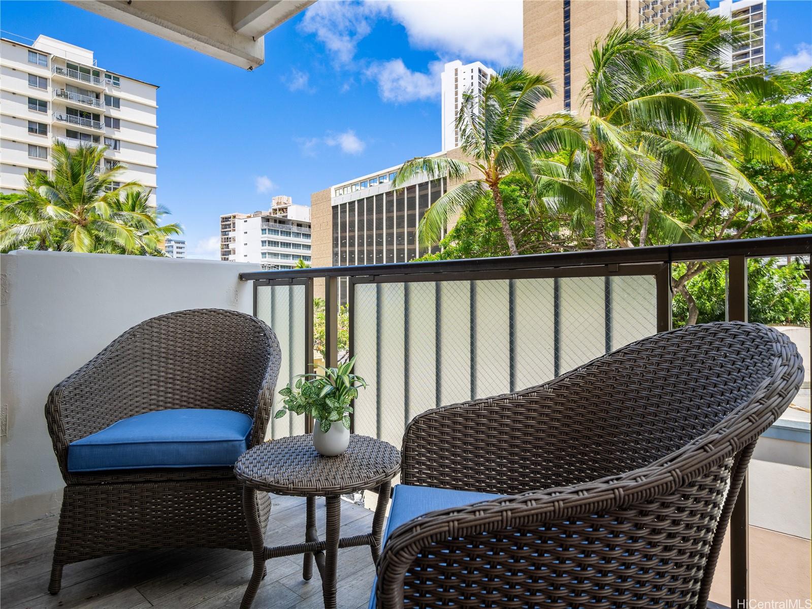 2465 Kuhio At Waikiki condo # 410, Honolulu, Hawaii - photo 6 of 21