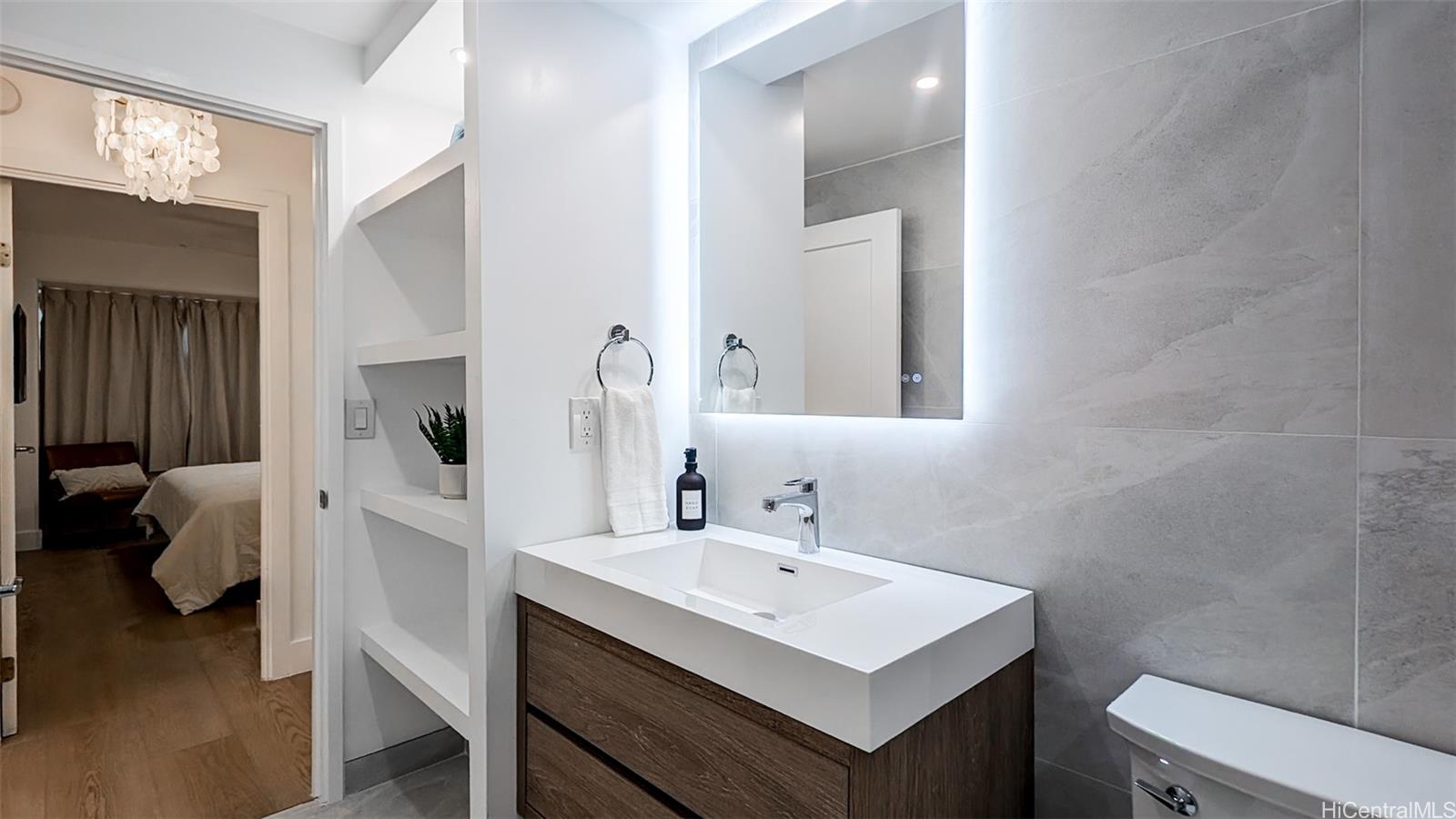 2465 Kuhio At Waikiki condo # 506, Honolulu, Hawaii - photo 13 of 24