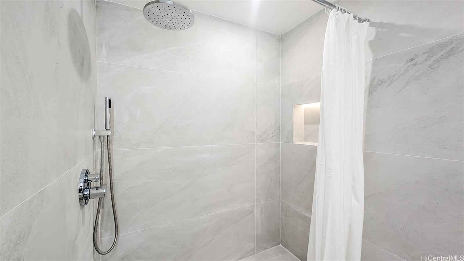 2465 Kuhio At Waikiki condo # 506, Honolulu, Hawaii - photo 15 of 24