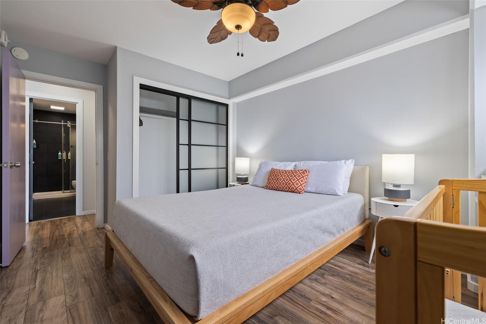 2465 Kuhio At Waikiki condo # 710, Honolulu, Hawaii - photo 14 of 25