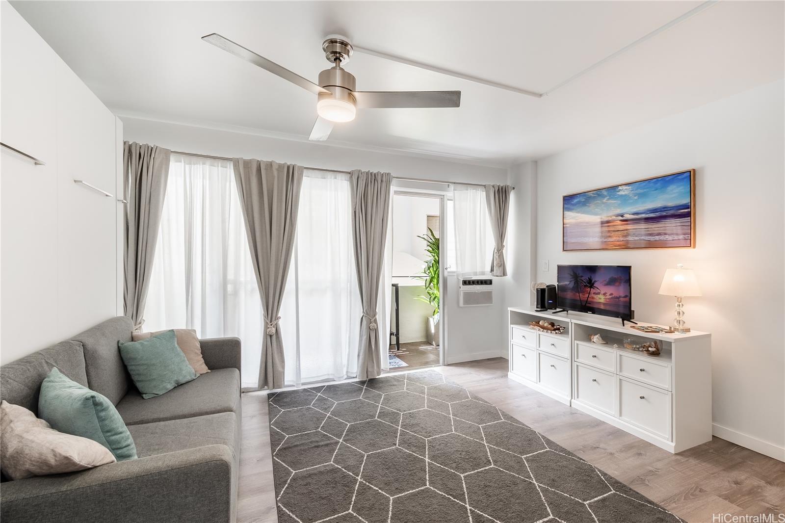 Niihau Apts Inc condo # 303, Honolulu, Hawaii - photo 12 of 18