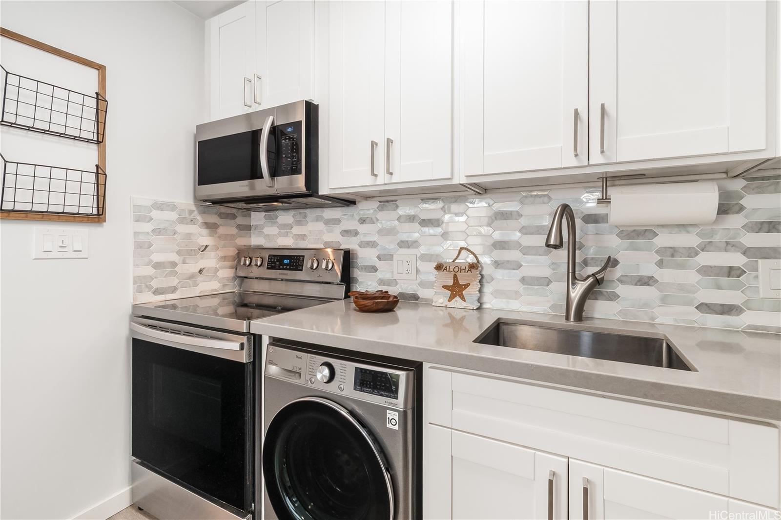 Niihau Apts Inc condo # 303, Honolulu, Hawaii - photo 6 of 18