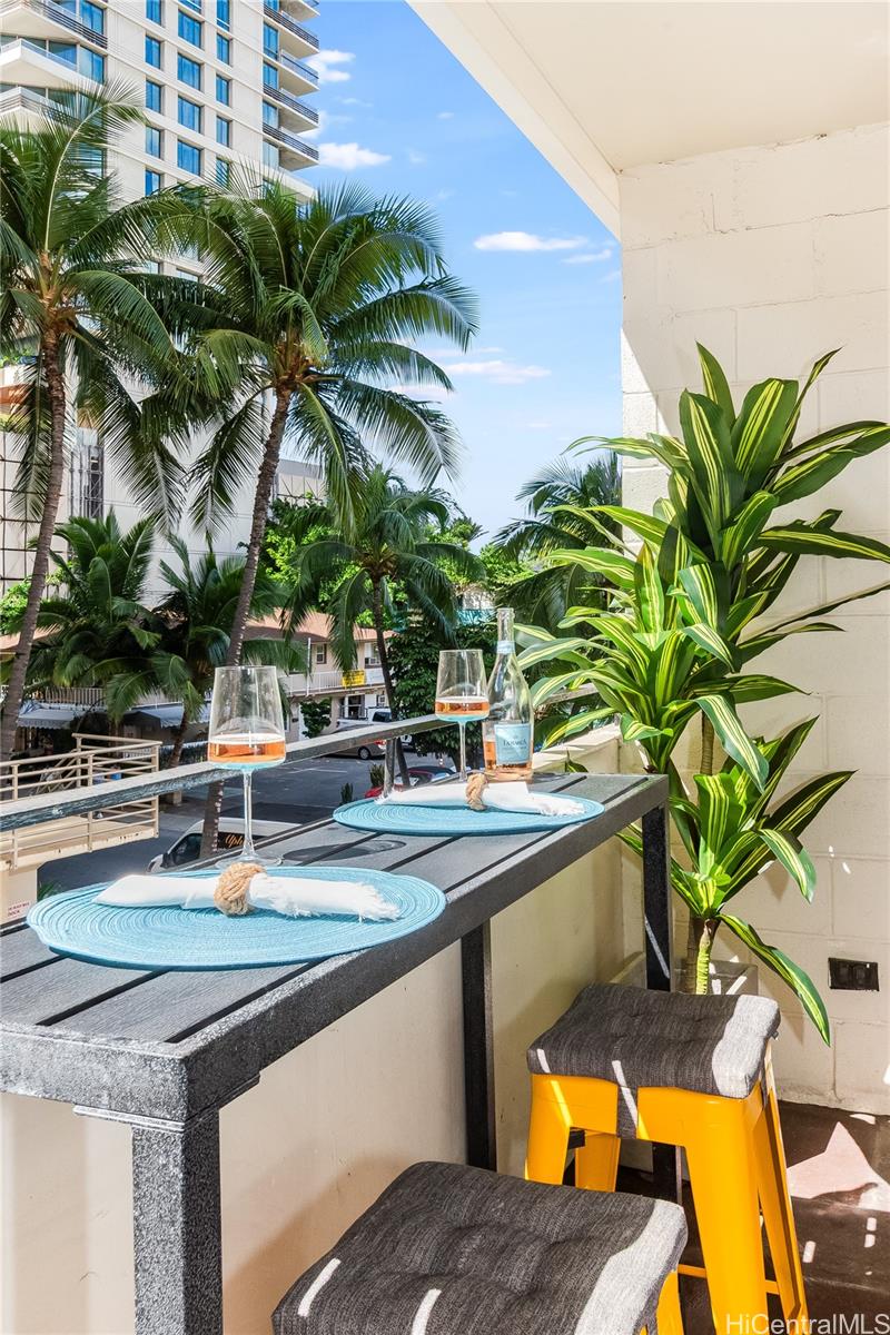 Niihau Apts Inc condo # 303, Honolulu, Hawaii - photo 10 of 18