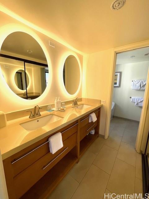 Waikiki Beach Tower condo # 2401, Honolulu, Hawaii - photo 15 of 24