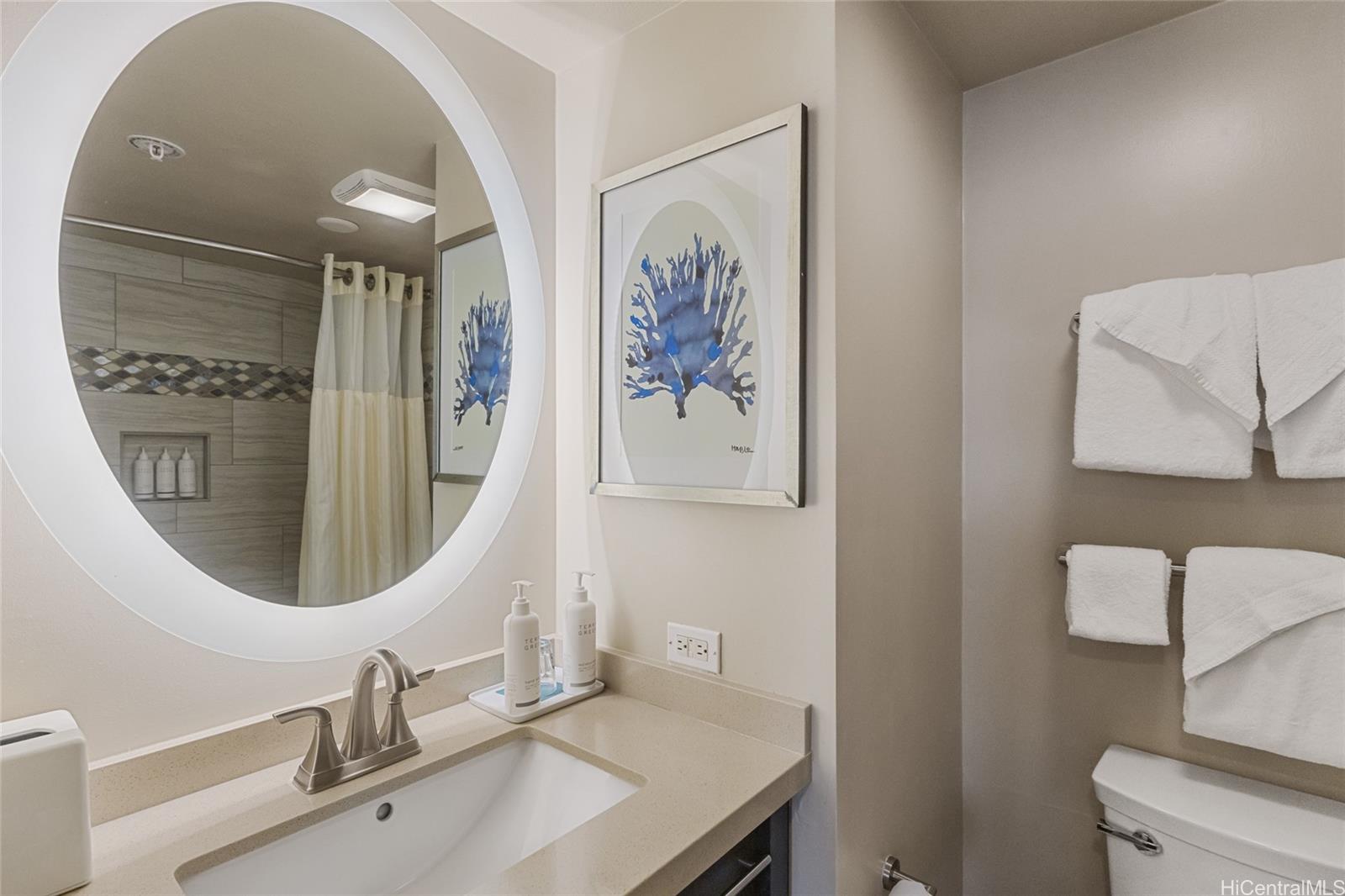 Waikiki Beach Tower condo # 2801, Honolulu, Hawaii - photo 12 of 22