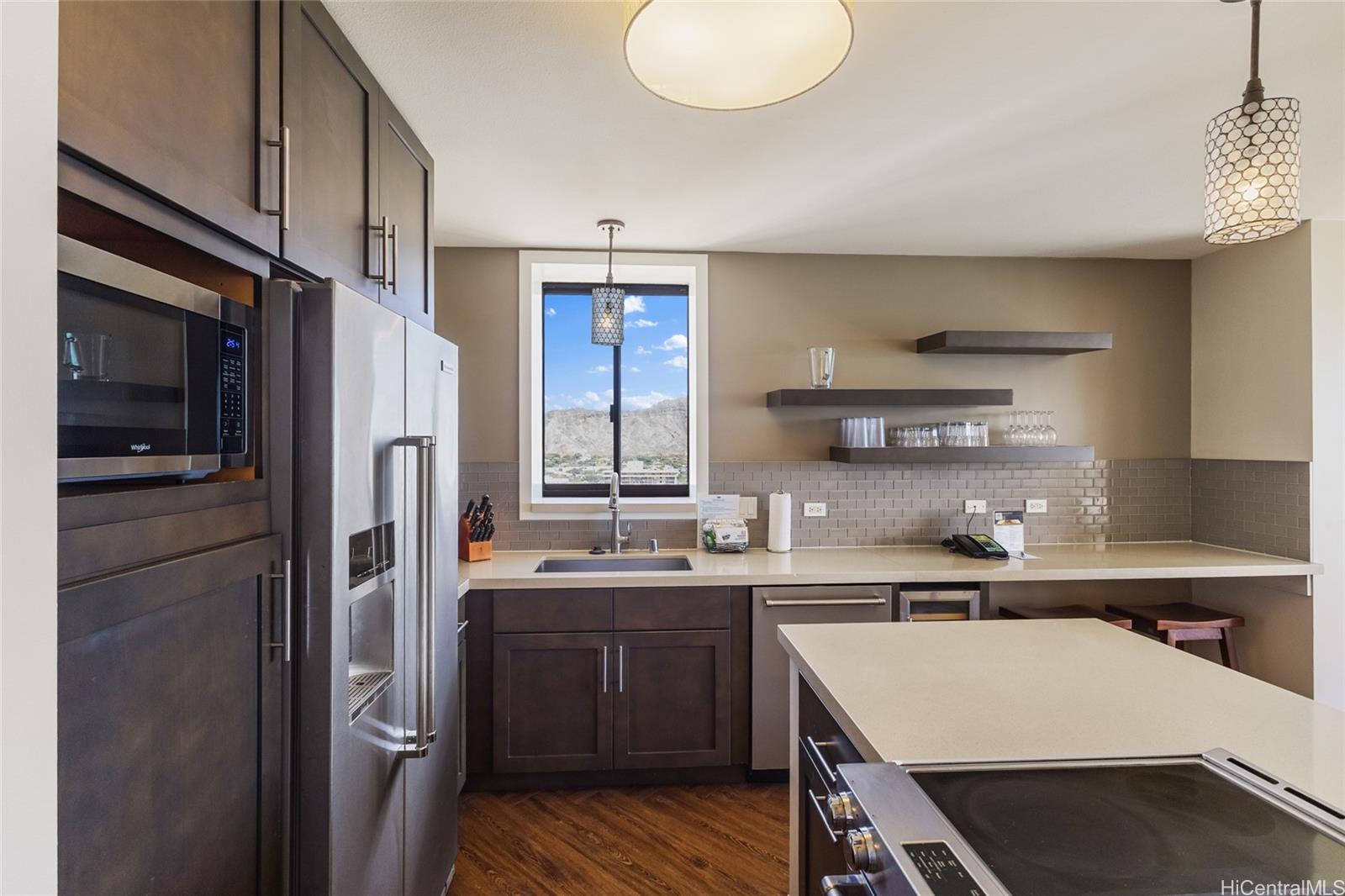 Waikiki Beach Tower condo # 2801, Honolulu, Hawaii - photo 8 of 22