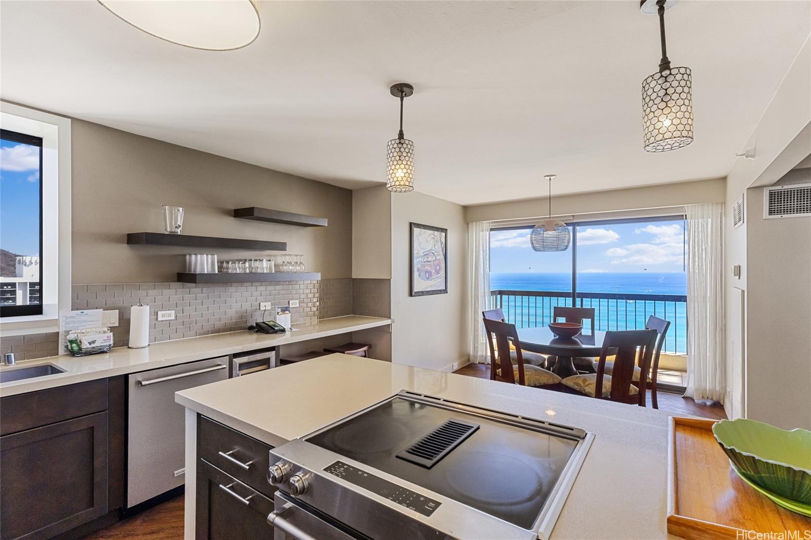 Waikiki Beach Tower condo # 2801, Honolulu, Hawaii - photo 9 of 22