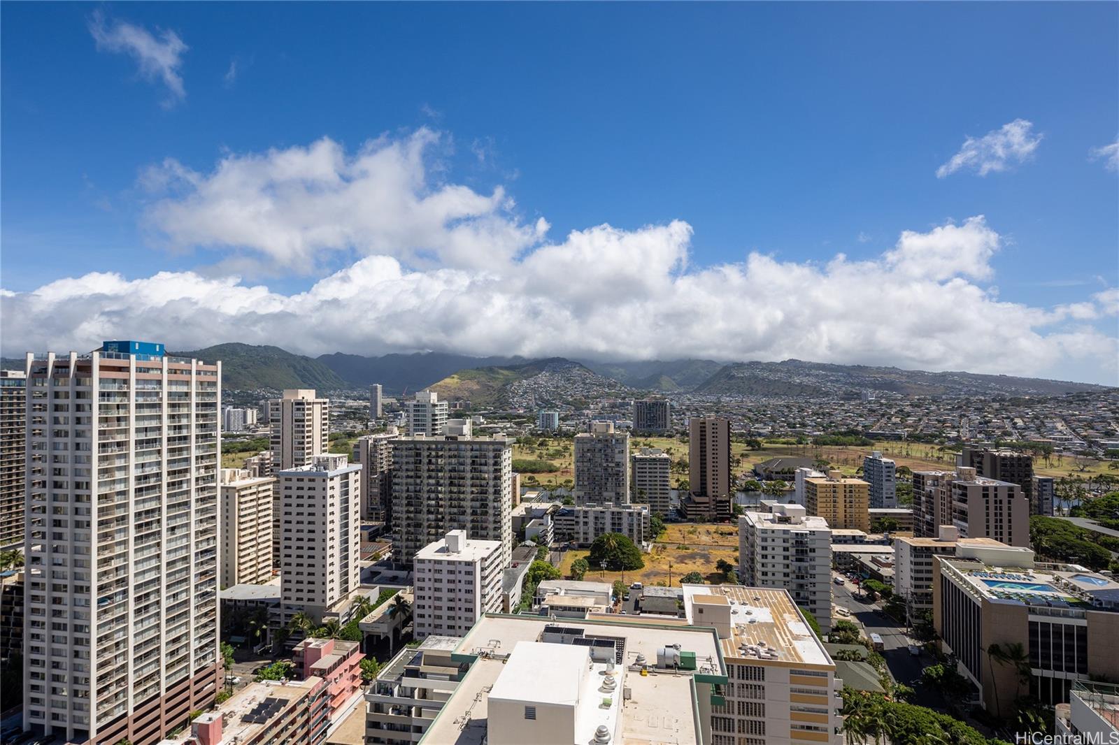 Waikiki Beach Tower condo # 3004, Honolulu, Hawaii - photo 16 of 25