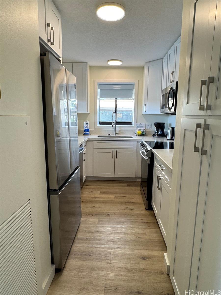 Waikiki Beach Tower condo # 504, Honolulu, Hawaii - photo 12 of 24