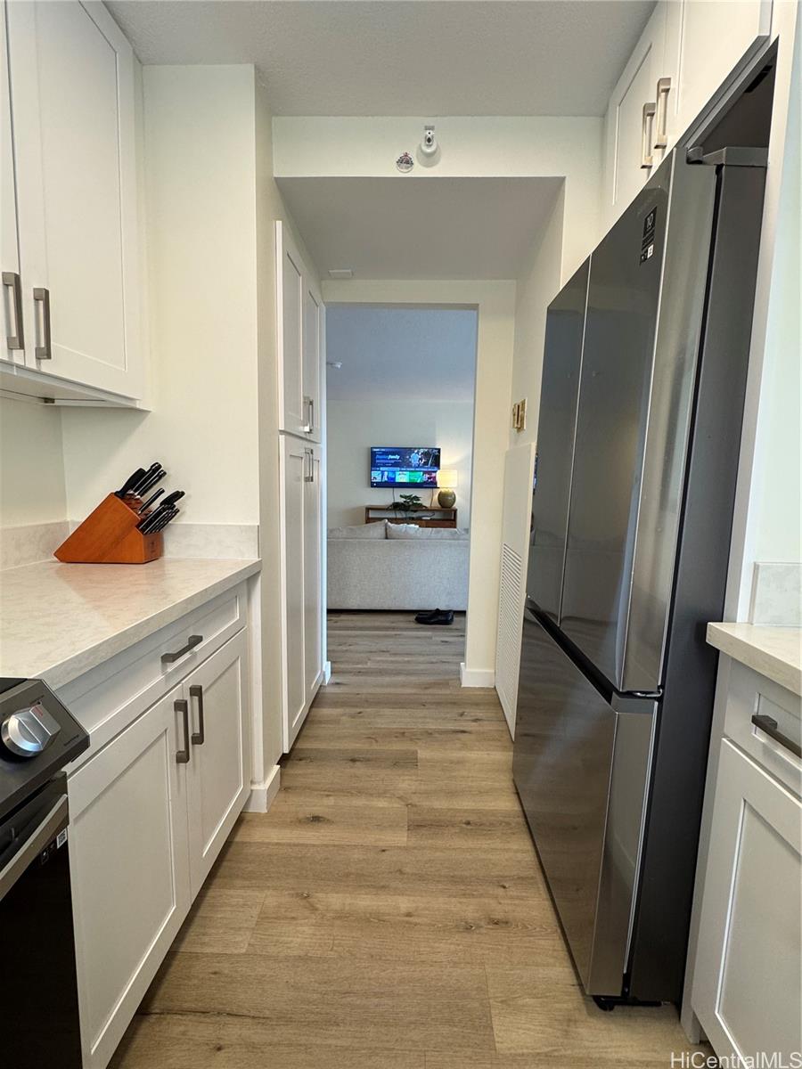 Waikiki Beach Tower condo # 504, Honolulu, Hawaii - photo 14 of 24