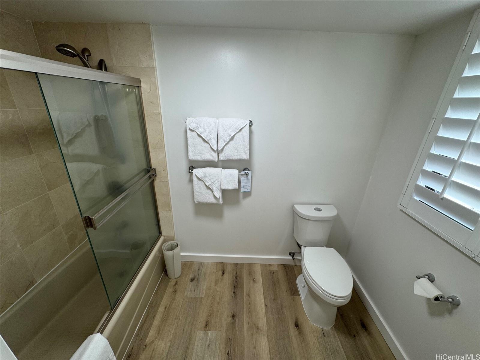 Waikiki Beach Tower condo # 504, Honolulu, Hawaii - photo 8 of 24