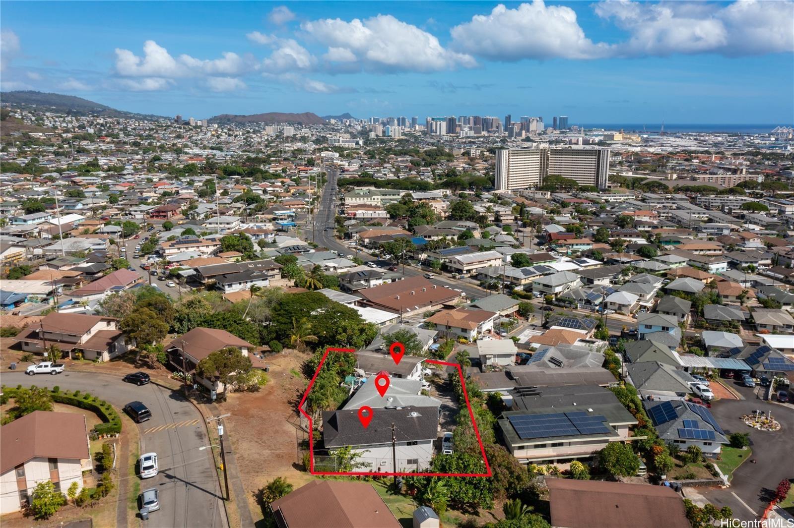 2470  School Street Kalihi-lower, Honolulu home - photo 2 of 20