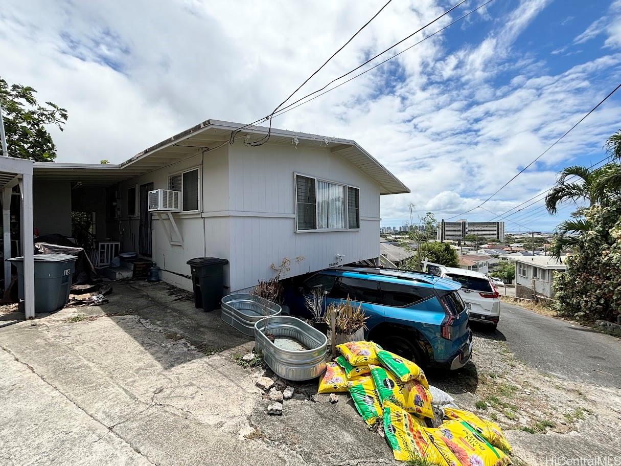 2470  School Street Kalihi-lower, Honolulu home - photo 13 of 20