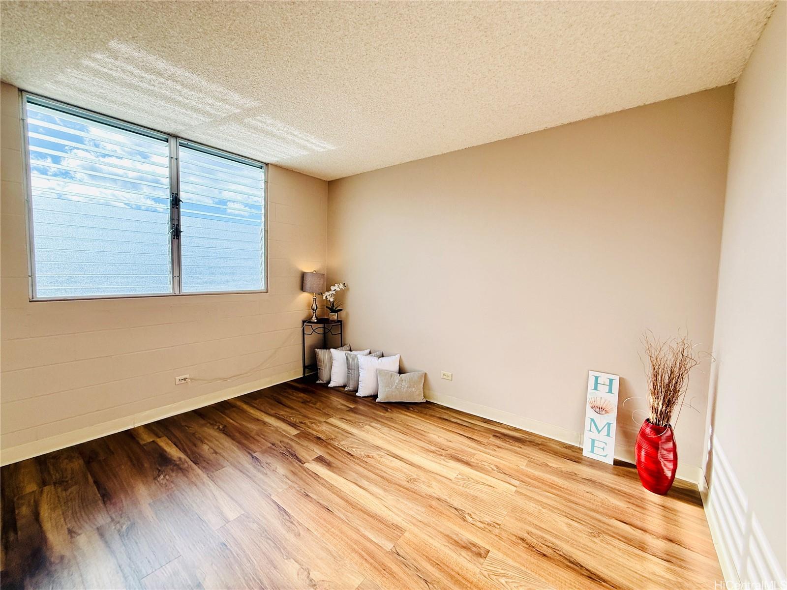 Kapiolani Royale condo # 1104, Honolulu, Hawaii - photo 14 of 25