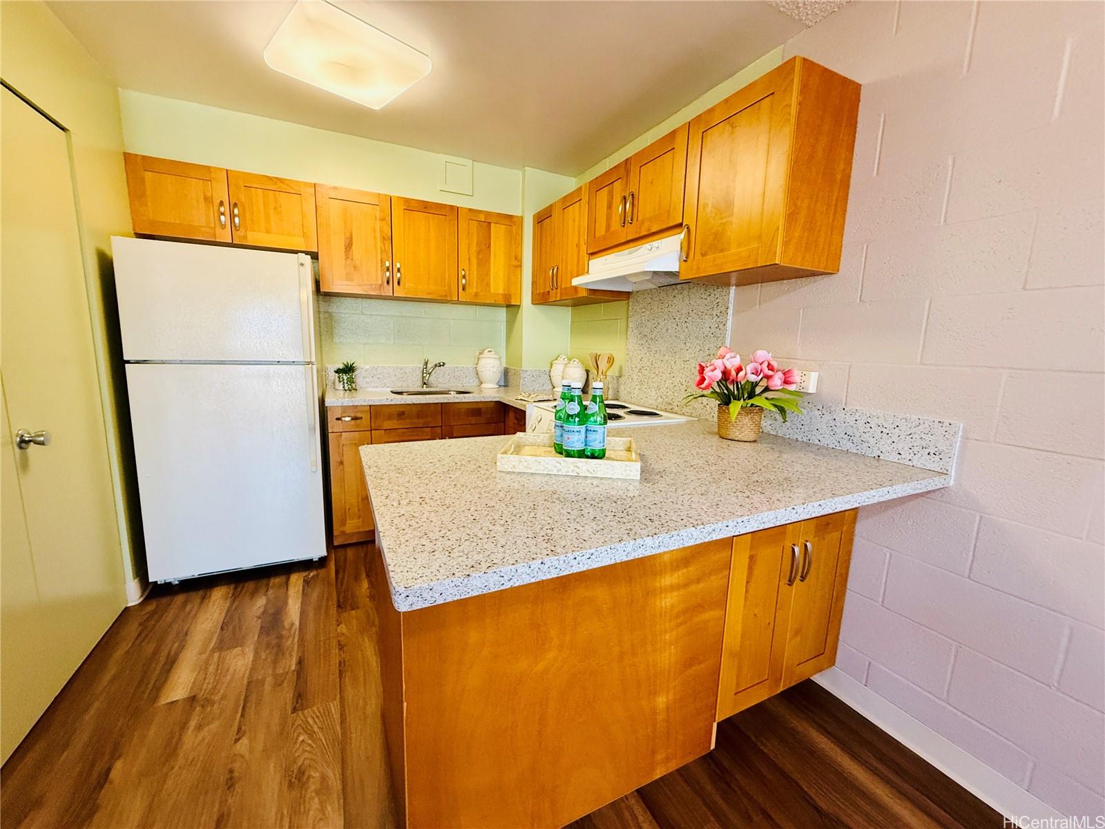 Kapiolani Royale condo # 1104, Honolulu, Hawaii - photo 7 of 25