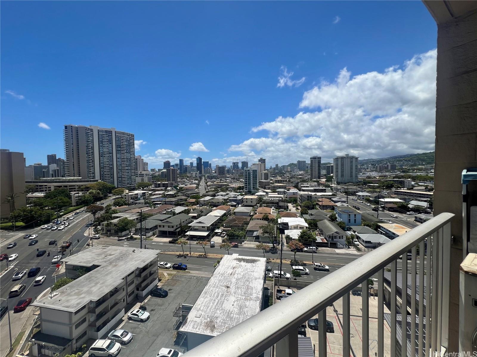 Kapiolani Royale condo # 1202, Honolulu, Hawaii - photo 2 of 12