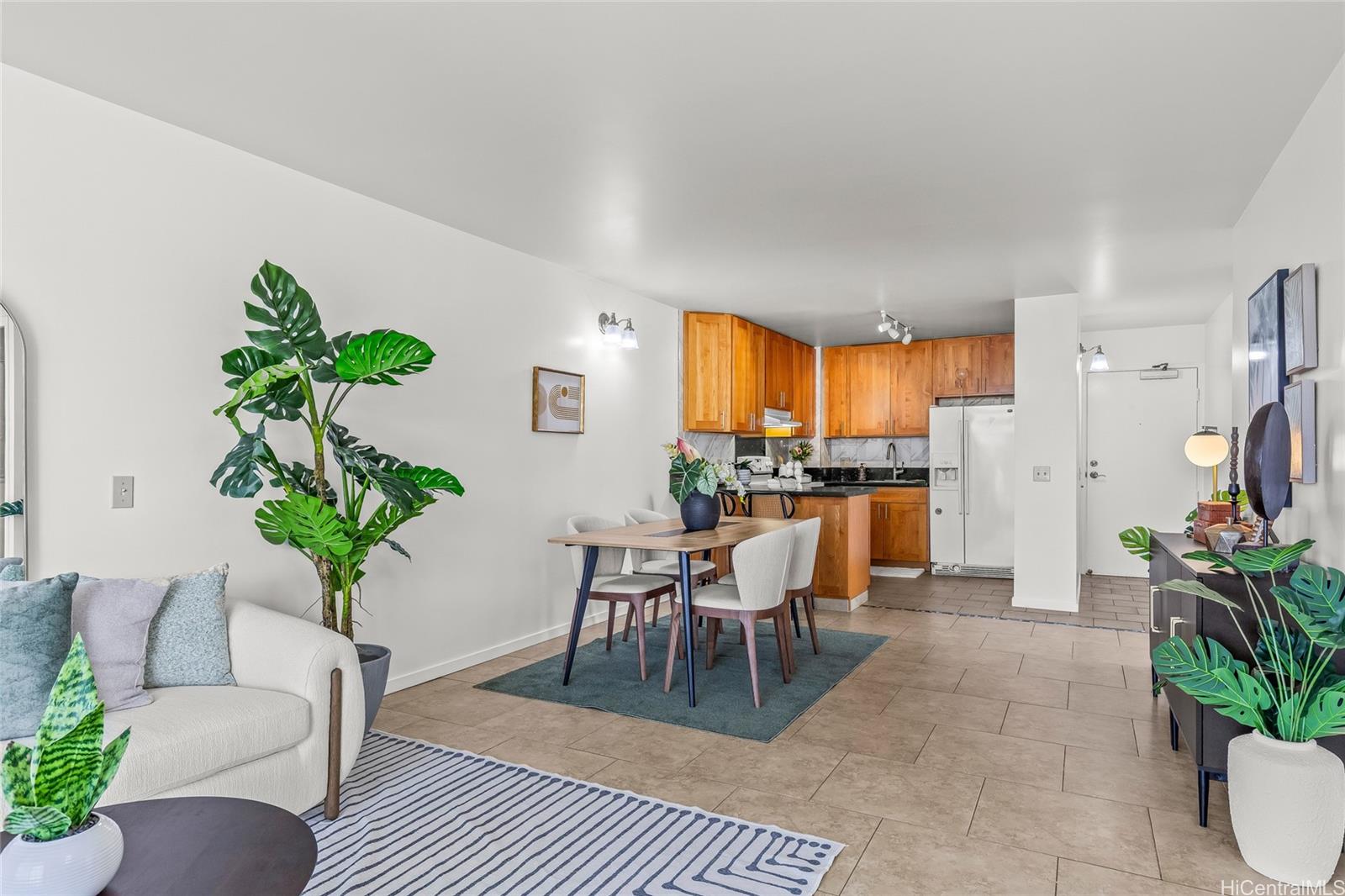 Kapiolani Royale condo # 1503, Honolulu, Hawaii - photo 17 of 25