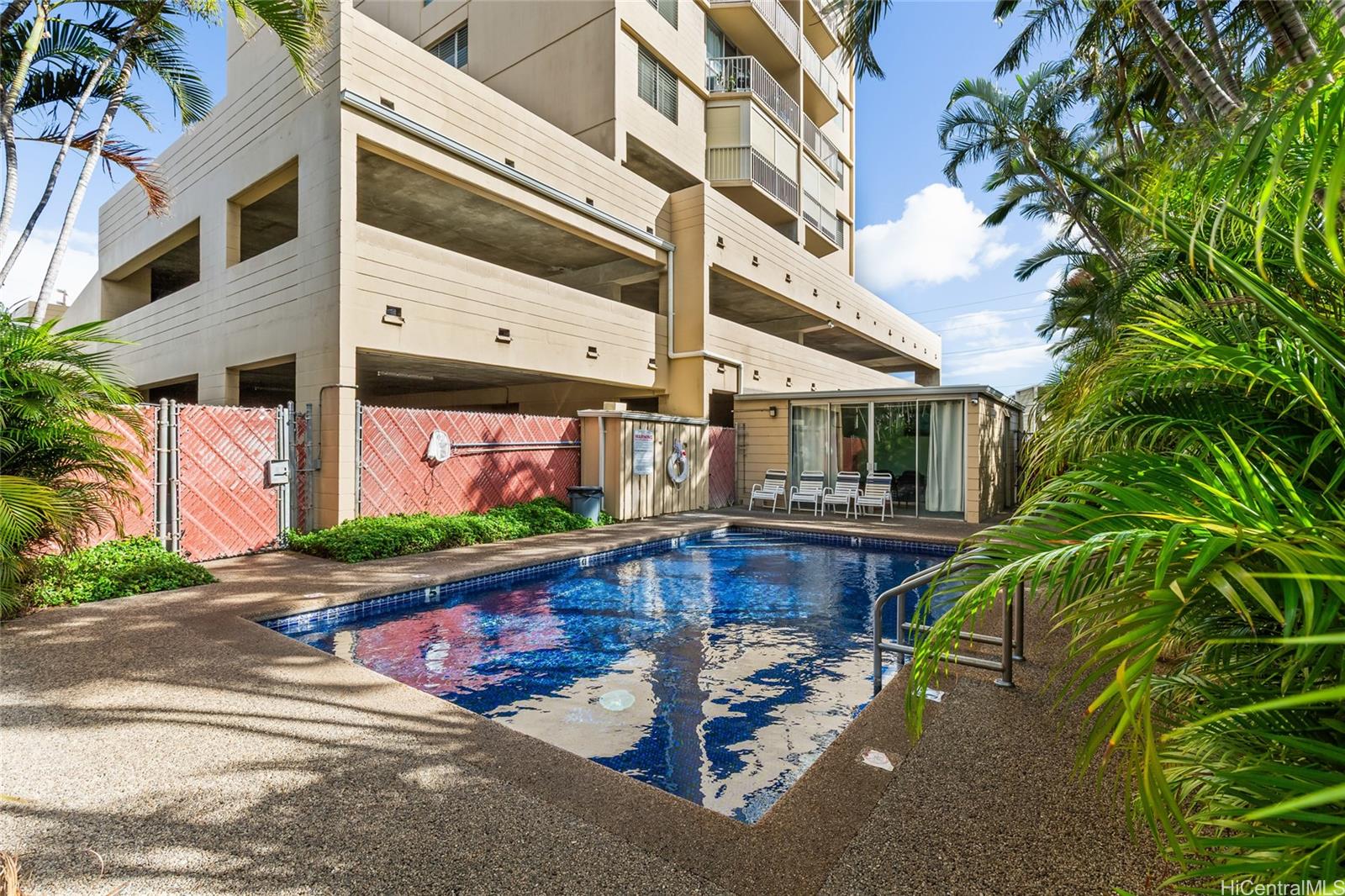 Kapiolani Royale condo # 1503, Honolulu, Hawaii - photo 21 of 25