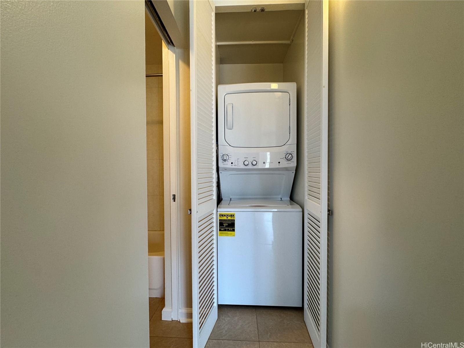 2474 Kapiolani Blvd Honolulu - Rental - photo 8 of 16