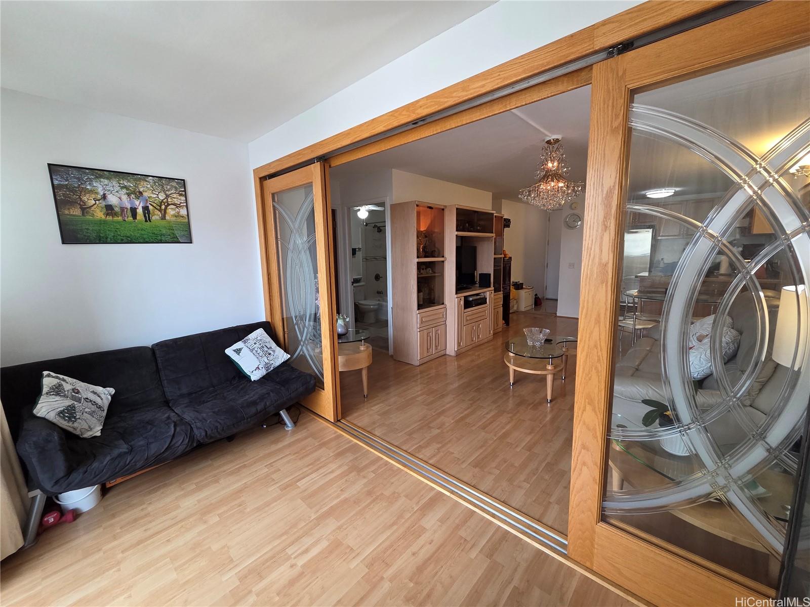 Kapiolani Royale condo # 504, Honolulu, Hawaii - photo 4 of 14