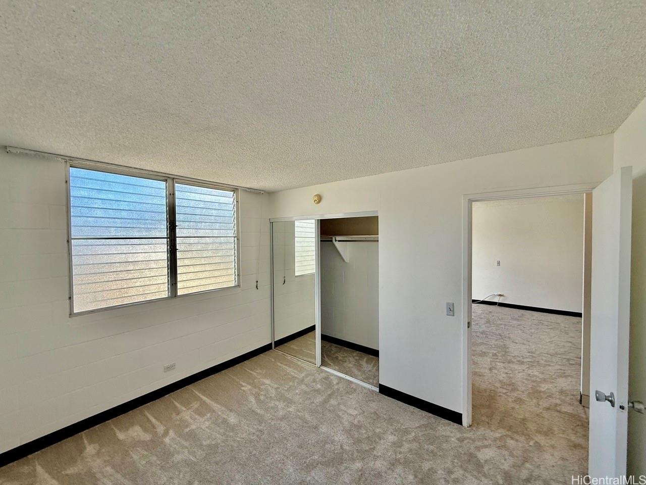 2474 Kapiolani Blvd Honolulu - Rental - photo 6 of 10