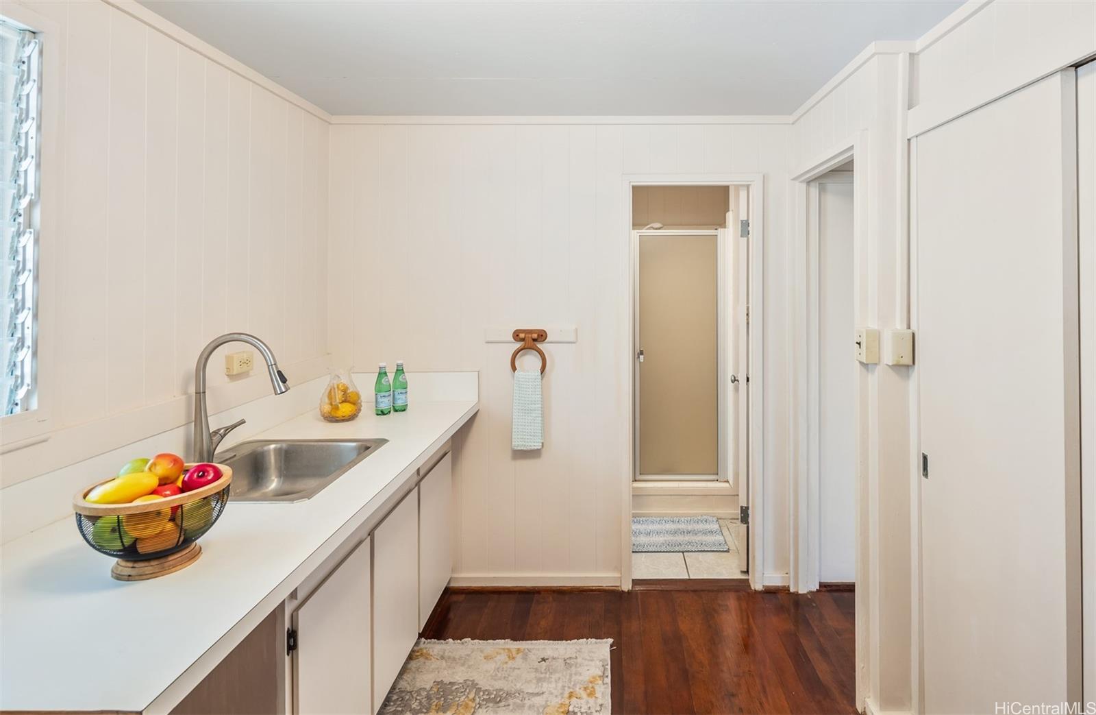 2475  Makiki Hts Drive Makiki Heights, Honolulu home - photo 21 of 25