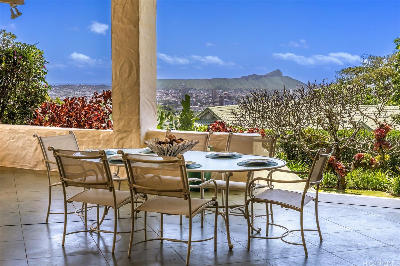 2475  Makiki Hts Drive Makiki Heights, Honolulu home - photo 23 of 25