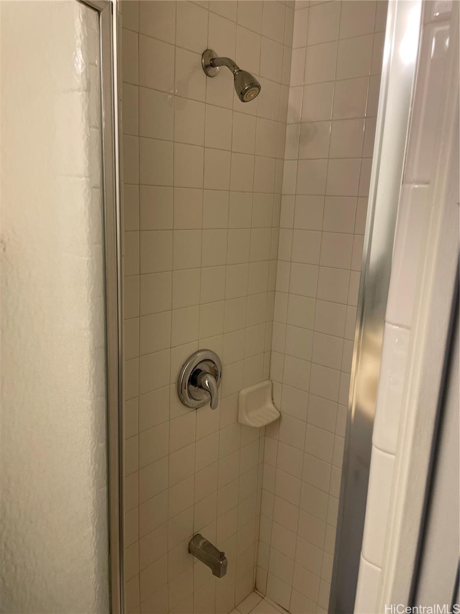 Iolani condo # 604, Honolulu, Hawaii - photo 11 of 23