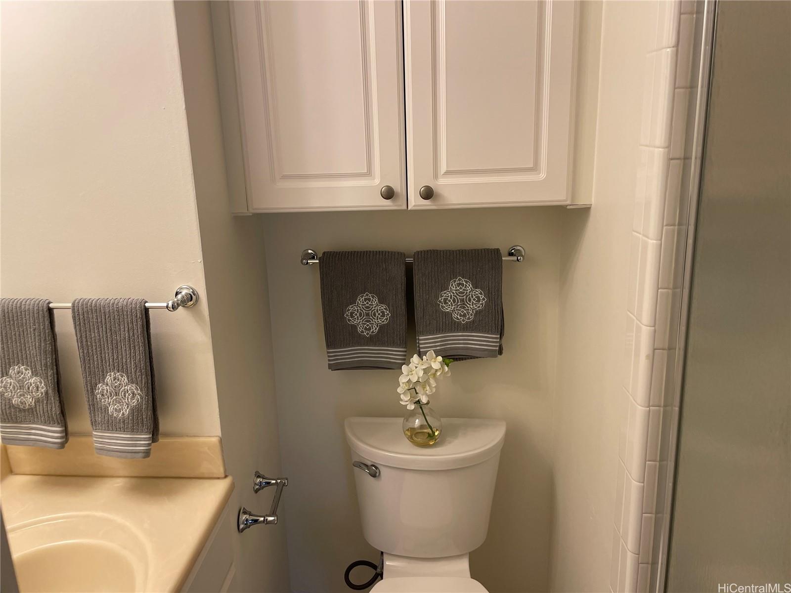 Iolani condo # 604, Honolulu, Hawaii - photo 12 of 23