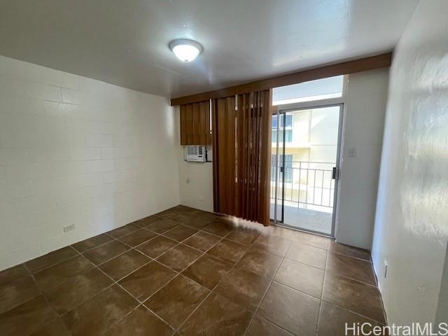 249 Liliuokalani Ave Honolulu - Rental - photo 8 of 9