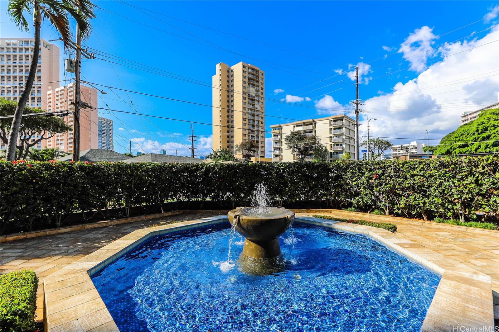 Iolani Court Plaza condo # 1004, Honolulu, Hawaii - photo 23 of 24