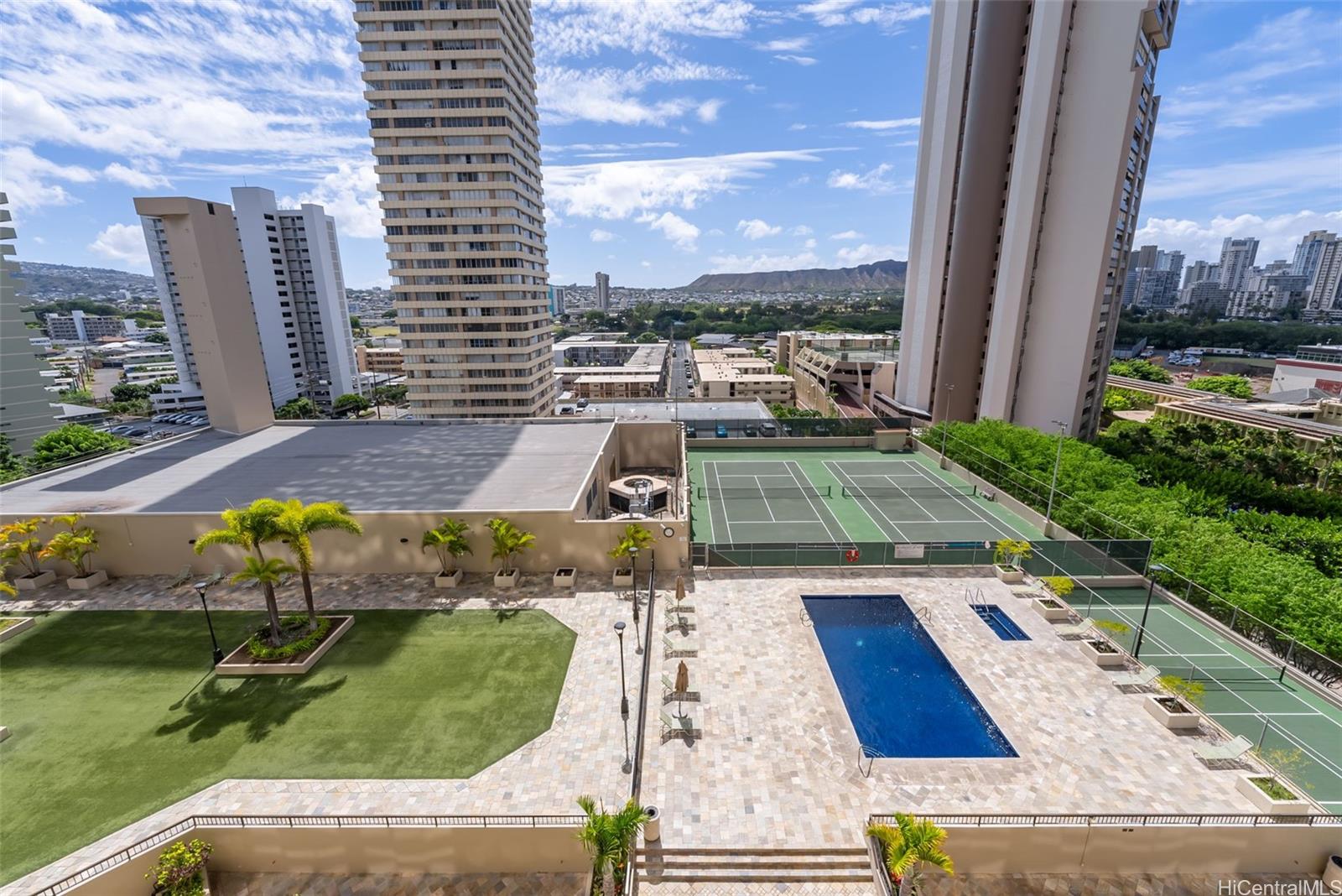 Iolani Court Plaza condo # 1107, Honolulu, Hawaii - photo 15 of 25