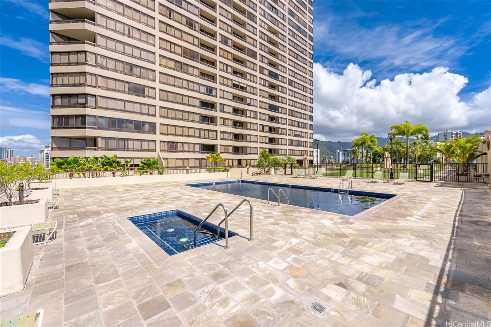 Iolani Court Plaza condo # 1107, Honolulu, Hawaii - photo 19 of 25