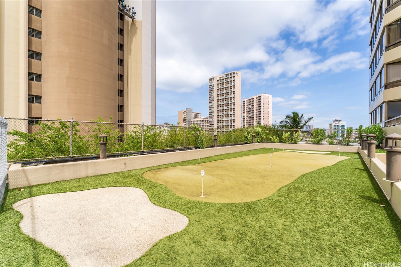 Iolani Court Plaza condo # 1107, Honolulu, Hawaii - photo 18 of 19