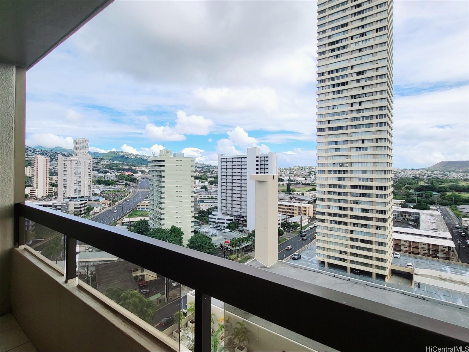 Iolani Court Plaza condo # 1603, Honolulu, Hawaii - photo 16 of 23