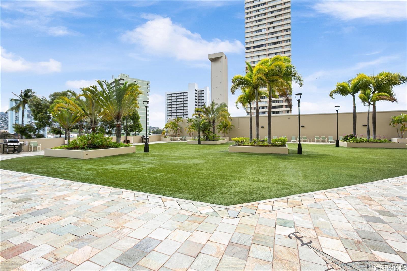 Iolani Court Plaza condo # 1603, Honolulu, Hawaii - photo 21 of 23