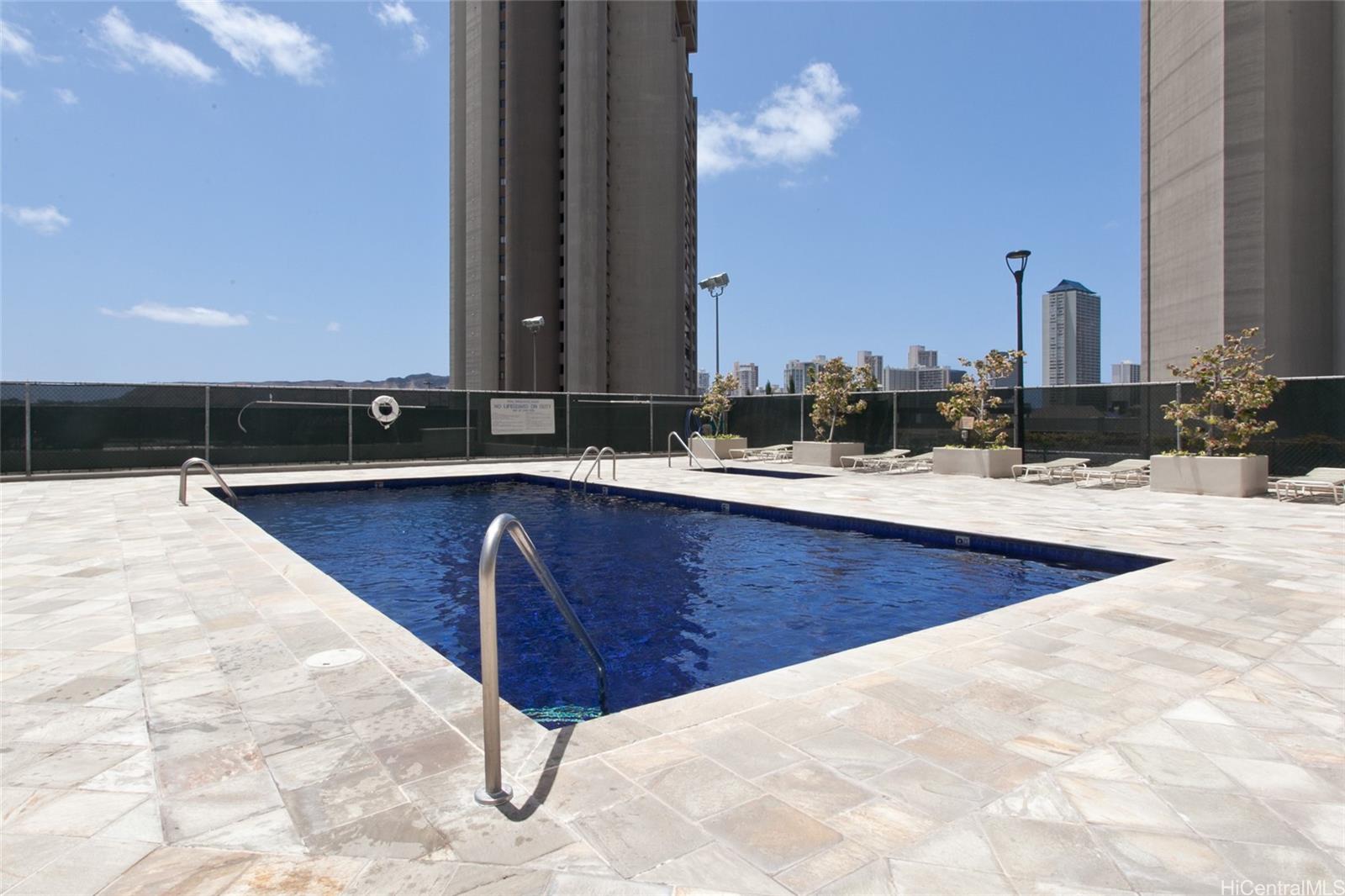 Iolani Court Plaza condo # 2008, Honolulu, Hawaii - photo 16 of 17