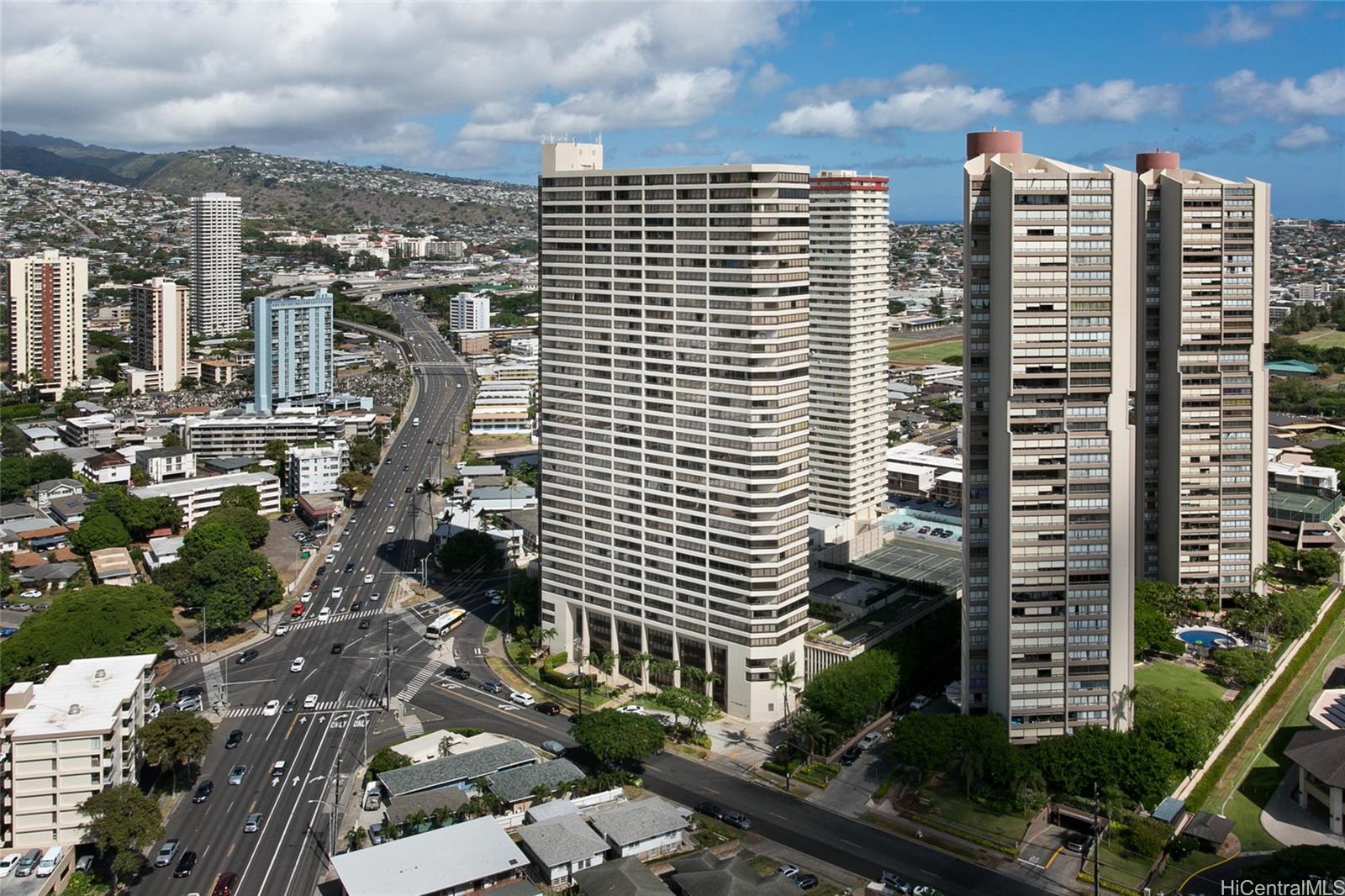 Iolani Court Plaza condo # 2201, Honolulu, Hawaii - photo 23 of 24