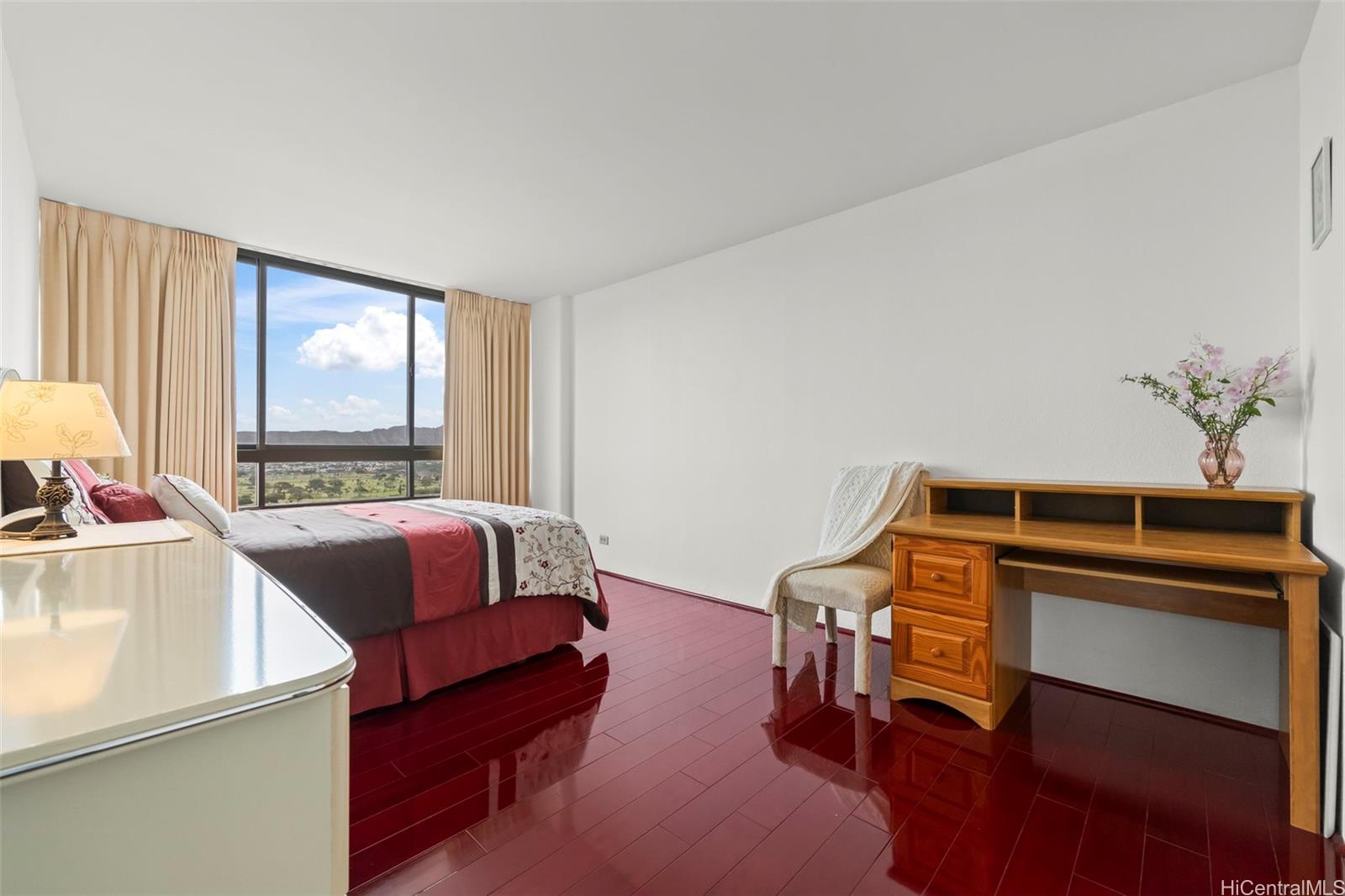 Iolani Court Plaza condo # 2201, Honolulu, Hawaii - photo 12 of 25