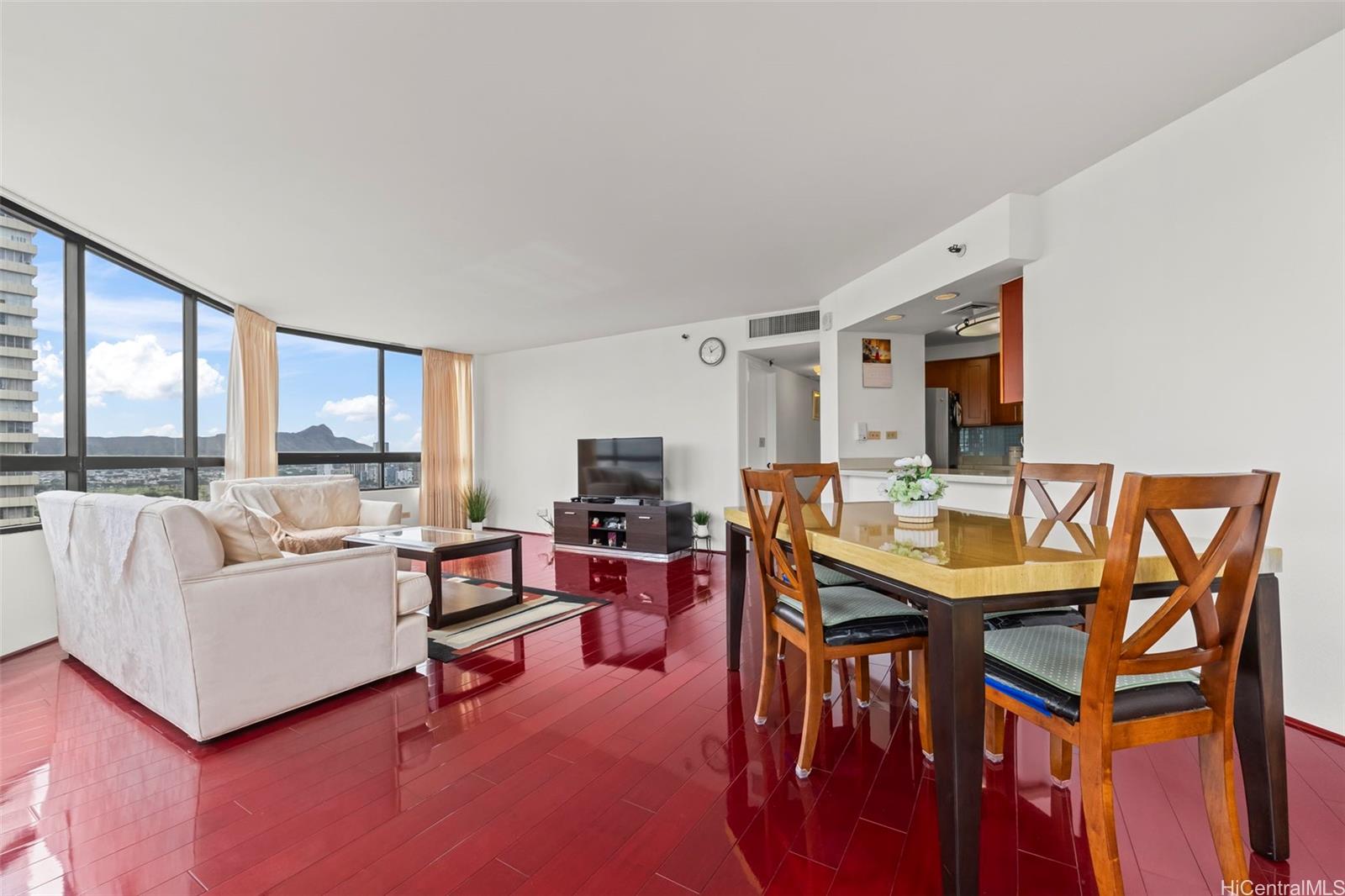 Iolani Court Plaza condo # 2201, Honolulu, Hawaii - photo 3 of 25