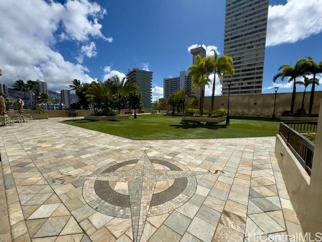 Iolani Court Plaza condo # 2702, Honolulu, Hawaii - photo 6 of 22