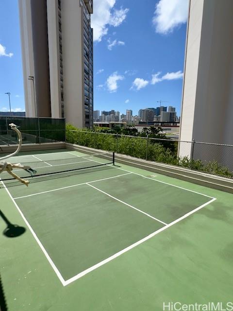 Iolani Court Plaza condo # 2702, Honolulu, Hawaii - photo 10 of 20