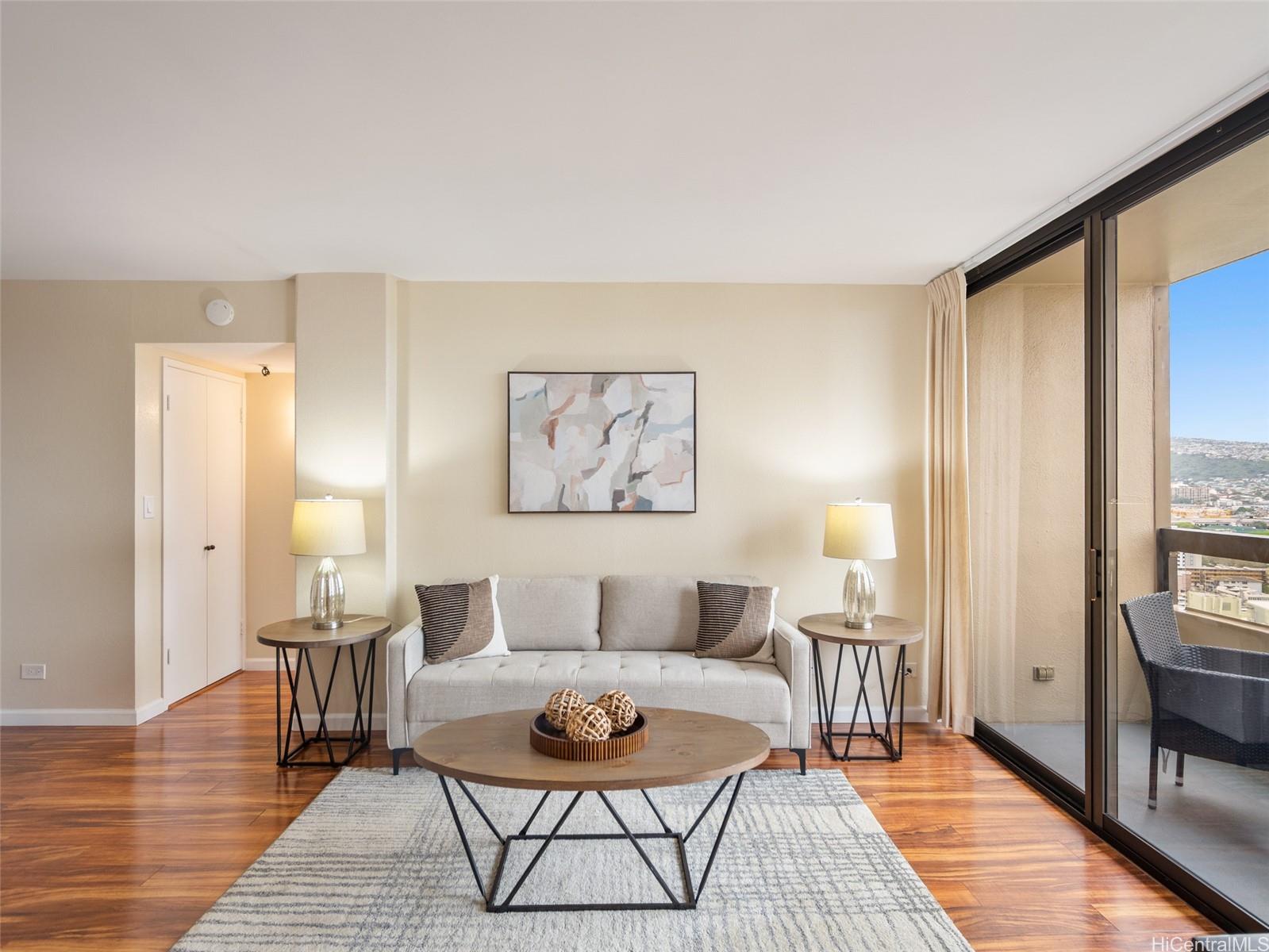 Iolani Court Plaza condo # 2703, Honolulu, Hawaii - photo 12 of 25