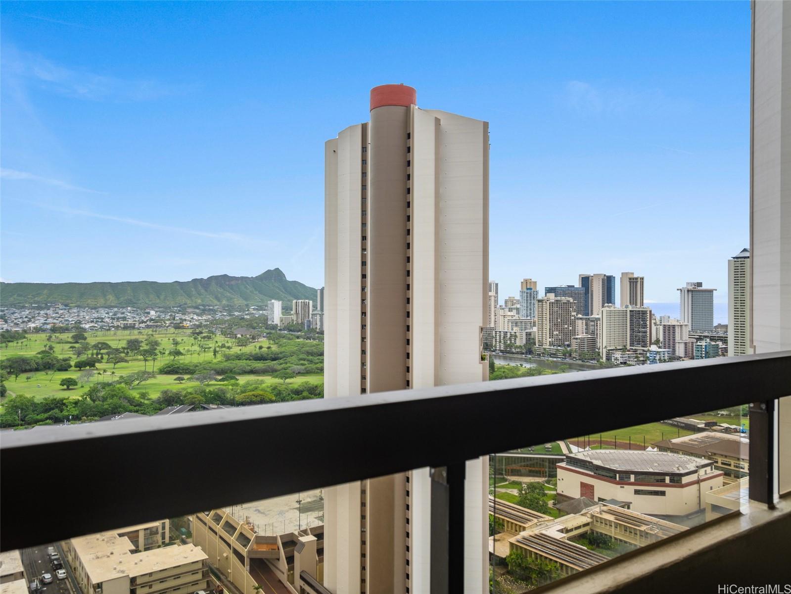 Iolani Court Plaza condo # 2703, Honolulu, Hawaii - photo 18 of 25