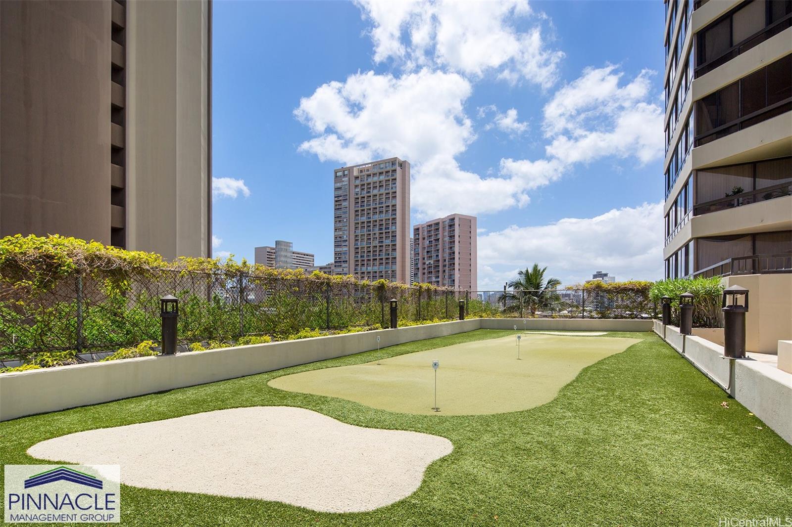 2499 Kapiolani Blvd Honolulu - Rental - photo 17 of 21