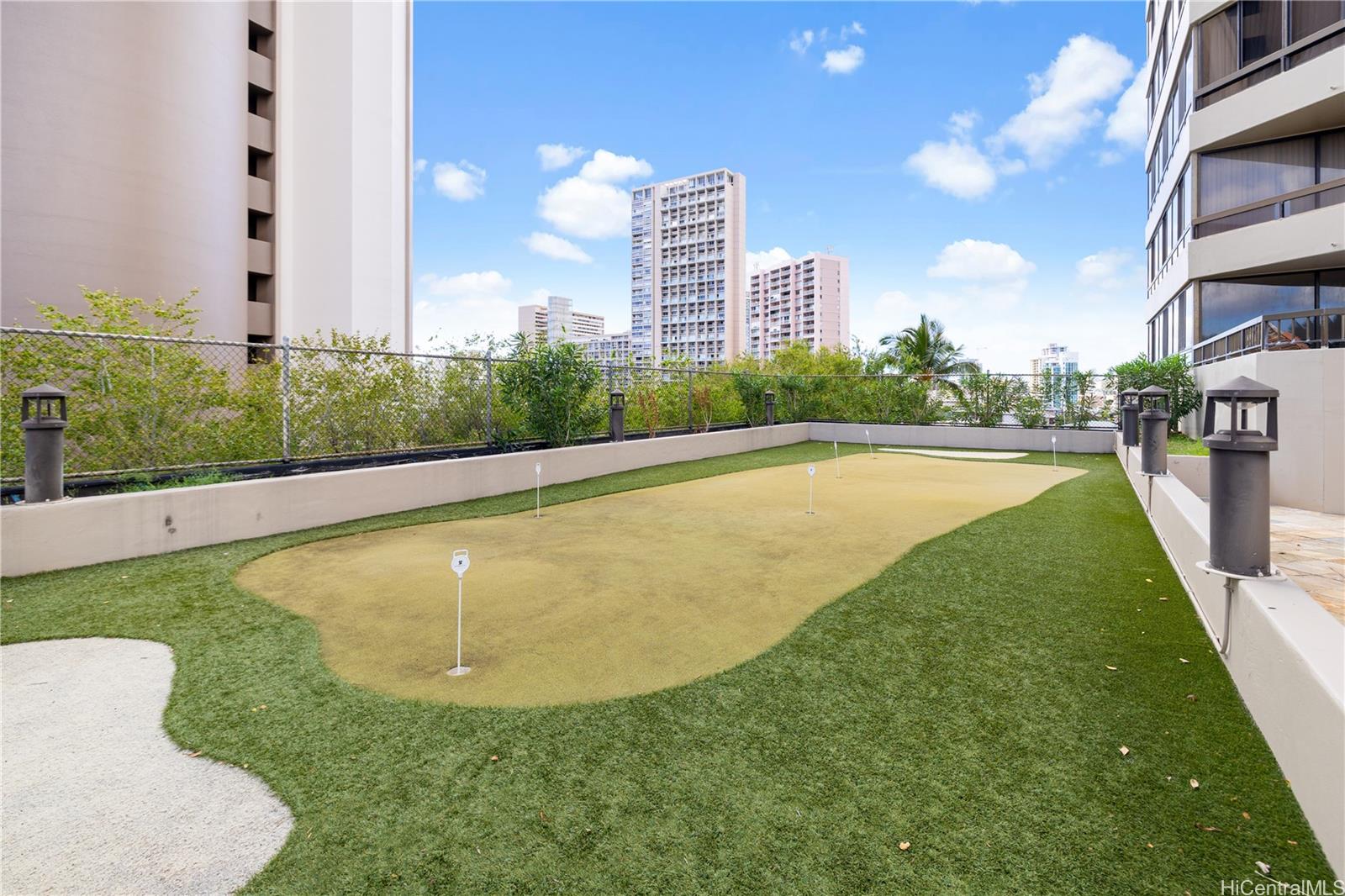 Iolani Court Plaza condo # 3405, Honolulu, Hawaii - photo 18 of 25