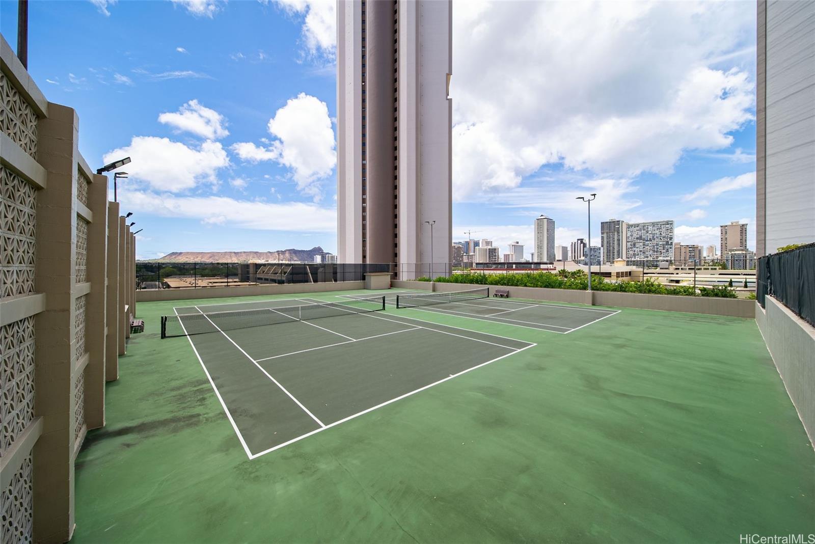 Iolani Court Plaza condo # 3506, Honolulu, Hawaii - photo 13 of 25