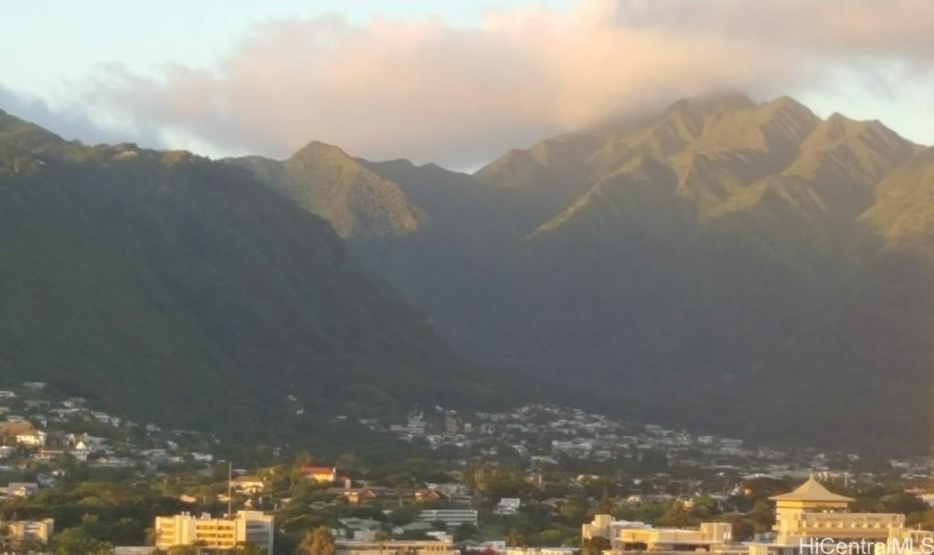 Iolani Court Plaza condo # 3506, Honolulu, Hawaii - photo 25 of 25