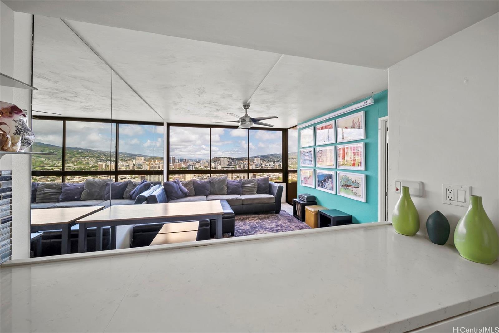 Iolani Court Plaza condo # 3506, Honolulu, Hawaii - photo 8 of 23